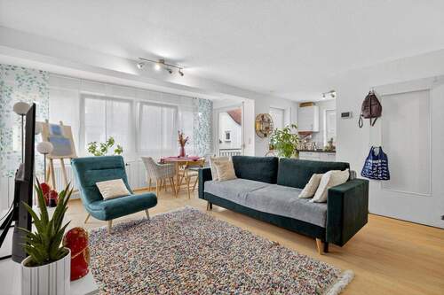 Wohnzimmer - Licht, Luft & Lebensqualität - perfekt geschnittene 2-Zimmer-Wohnung