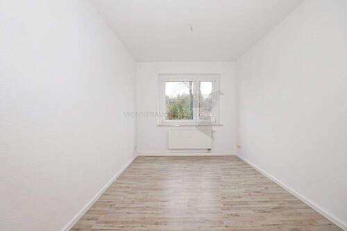 Wohnzimmer - 2 Zimmer Etagenwohnung zur Miete in Zwickau