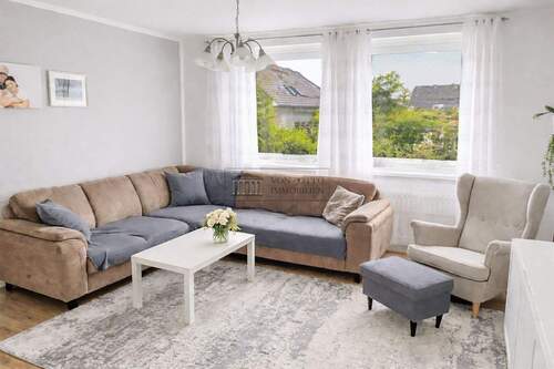 Wohnzimmer - 4 Zimmer Mehrfamilienhaus, Wohnhaus zum Kaufen in Bremen