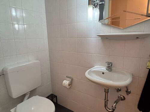 Bad - Etagenwohnung mit 44,00 m² in Kassel zur Miete