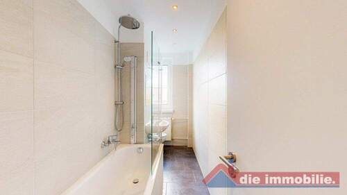 Bad - 3 Zimmer Etagenwohnung in Magdeburg / Stadtfeld West