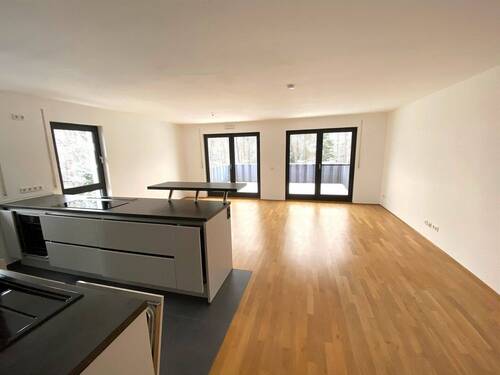 Essen-Kochen-Wohnen - Fürth-Oberfürberg: helle, moderne und äußerst attraktive 4-Zimmer-Eigentumswohnung mit hochwertiger Einbauküche und einem großen und sonnigen Balkon