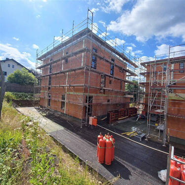 Haus B Ansicht Nord/West - Etagenwohnung mit 152,70 m² in Eggenfelden zum Kaufen