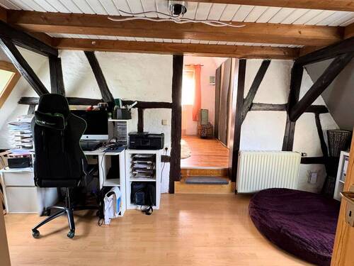 Durchgangszimmer DG 1 - 