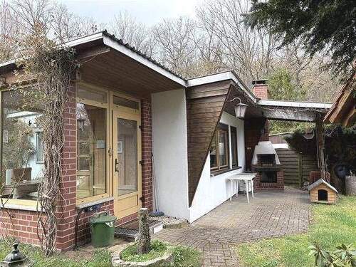Bungalow und Wintergarten - 