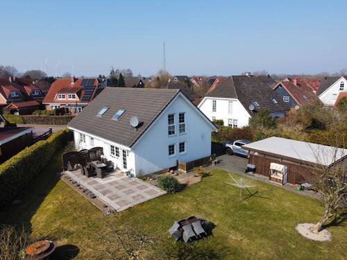 24331 LooseImmo Garten Außenansicht - 8 Zimmer Mehrfamilienhaus, Wohnhaus in Pönitz