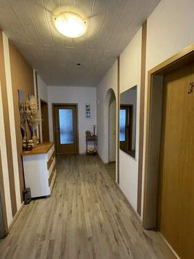 Diele - EG - Mehrfamilienhaus, Wohnhaus mit 246,10 m&sup2; in Dinklage zum Kaufen