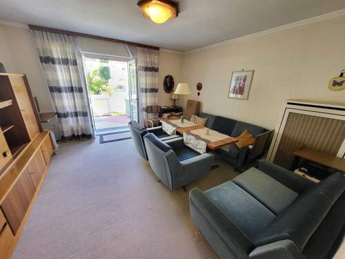 EG: Wohn-/Esszimmer - 