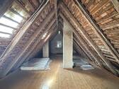 Dachboden 1 - 