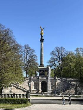 Friedensengel - 2 Zimmer Etagenwohnung zum Kaufen in München