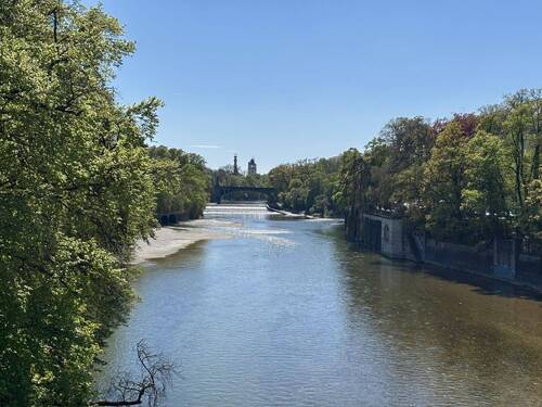 Blick von der Luitpoldbrücke - 2 Zimmer Etagenwohnung in München