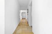 Erdgeschoss - Flur - 