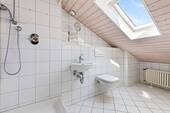 Dachgeschoss - Bad - 