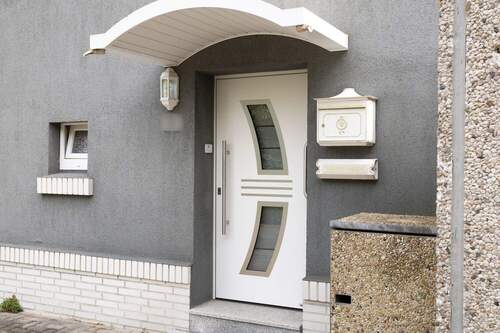 7 Hauseingang - Doppelhaushälfte mit 136,90 m² in Herne zum Kaufen