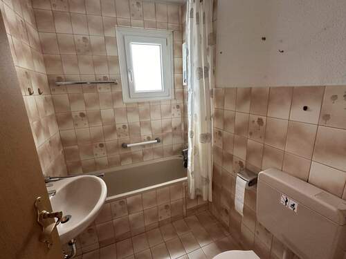 Bad - 3 Zimmer Etagenwohnung in Celle