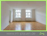 Wohnzimmer - 2,5 Zimmer plus Arbeitszimmer - 1.OG mit Balkon - modernes Badezimmer - zur Miete in Plauen
