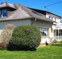 Freistehendes Zweifamilienhaus in ruhiger Ortsrandlage - Kleinich Fronhofen