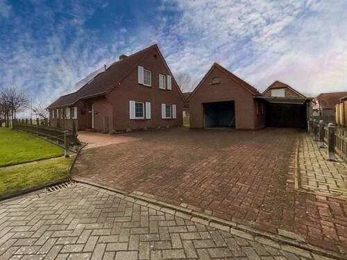 Titel - Einfamilienhaus mit Weitblick in Nesse