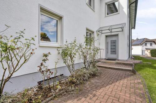 Eingang 6 - Etagenwohnung mit 76,80 m² in Castrop-Rauxel zum Kaufen