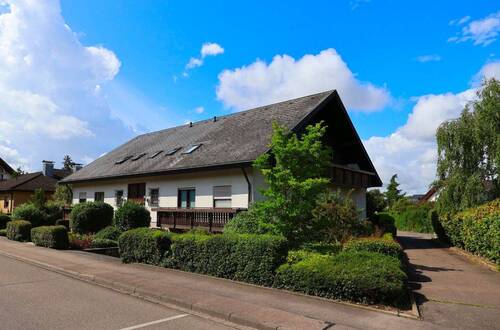 Außenansicht2.jpg - 1 Zimmer Mehrfamilienhaus, Wohnhaus zum Kaufen in Breisach am Rhein
