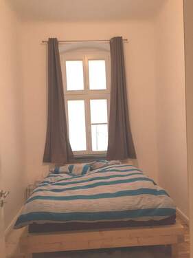 Schlafzimmer - 2 Zimmer Etagenwohnung in Berlin