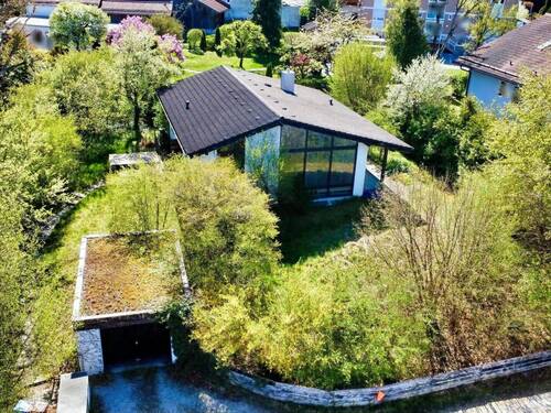 Grundstück mit Altbestand - Ruhige Toplage! - 899.000,00&nbsp;EUR Kaufpreis, ca.&nbsp; 0,00&nbsp;m&sup2;