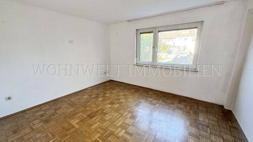 Schlafzimmer - 6 Zimmer Reihenmittelhaus zum Kaufen in Freising / Lerchenfeld
