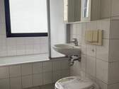 Badezimmer - Etagenwohnung mit 72,00 m² in Arnsberg zur Miete