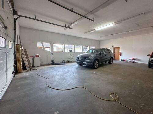 14311 LooseImmo Gewerbe Halle - 