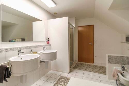 Badezimmer OG - 