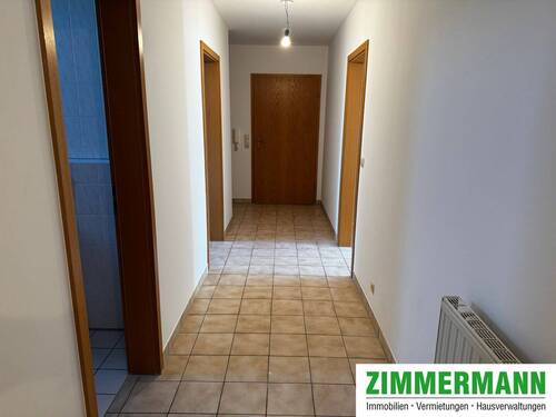Flur - Etagenwohnung mit 78,00 m² in Bamberg zur Miete