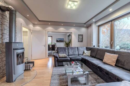 Wohnzimmer EG Wohnhaus - 9 Zimmer Mehrfamilienhaus, Wohnhaus zum Kaufen in Bernkastel-Kues