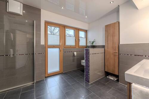 Bad EG Wohnhaus - Mehrfamilienhaus, Wohnhaus mit 287,00 m&sup2; in Bernkastel-Kues zum Kaufen