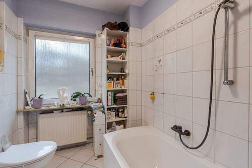 Tageslicht-Wannenbad im EG - 