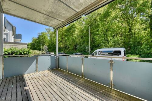 Balkon nach Süd-Osten - 3 Zimmer Etagenwohnung zur Miete in Stuttgart