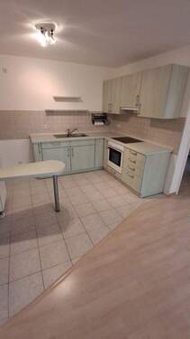 Küche - 2 Zimmer Etagenwohnung zur Miete in Zwickau