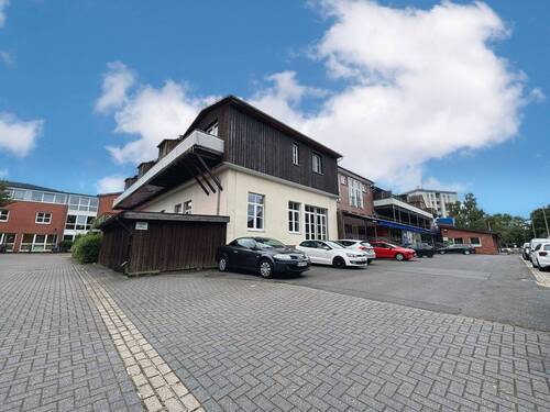 Außenansicht - 4 Zimmer Mehrfamilienhaus, Wohnhaus zum Kaufen in Celle