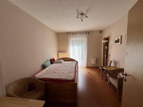 10 Gästezimmer - 