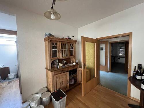 5 Weinstube - 
