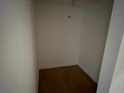 Garderobe Eingang.jpg - 