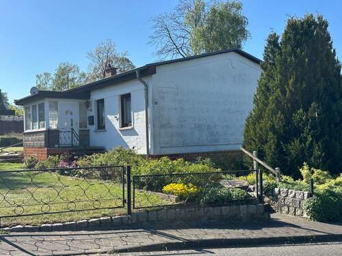 Ansicht Eingang - Sanierungsbedürftiges Einfamilienhaus in Bestlage von Crivitz!