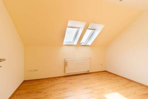 Gäste- oder Arbeitszimmer - 