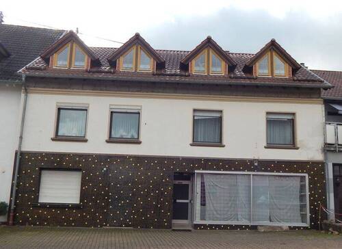 E1373 - (3)-001 - Ehemaliges Wohn-Geschäfthaus mit bis zu drei Wohneinheiten in Rappweiler zu verkaufen!
