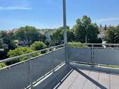 Balkon - Großzügige Wohnung mit Balkon,TG und Ausblick in beliebter Lage
