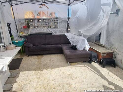 11 Vorderhaus OG Terrasse - 