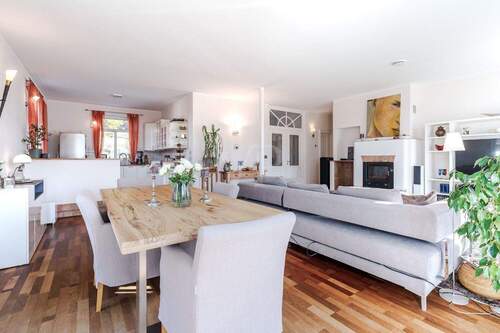 Geräumiger Wohn-/Essbereich - 