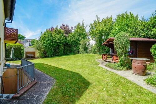 Großzügiger Außenzugang in den Keller - Mehrfamilienhaus, Wohnhaus mit 312,00 m² in Mörlenbach zum Kaufen