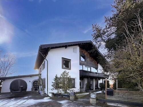 Seitenansicht - 1 Zimmer Einfamilienhaus zum Kaufen in Meßstetten