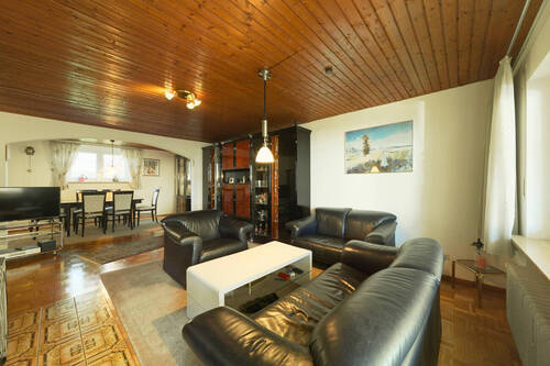 Wohnzimmer - 3 Zimmer Etagenwohnung in Freiburg Im Breisgau