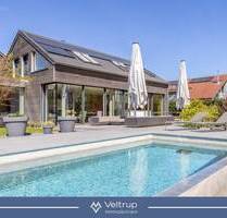 HIGH-END EINFAMILIENHAUS MIT INFINITYPOOL, WEITBLICK UND GUTER ANBINDUNG - Greifenberg / Beuern